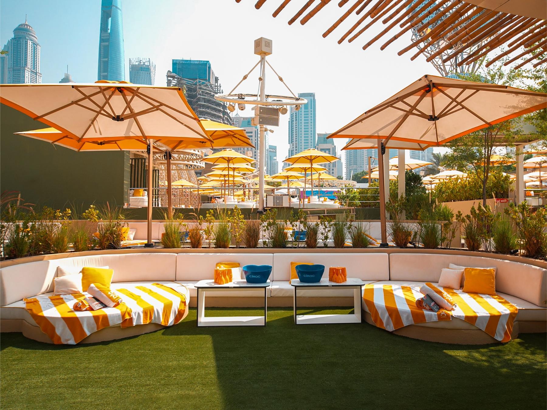 O Beach Dubai - Photo 1