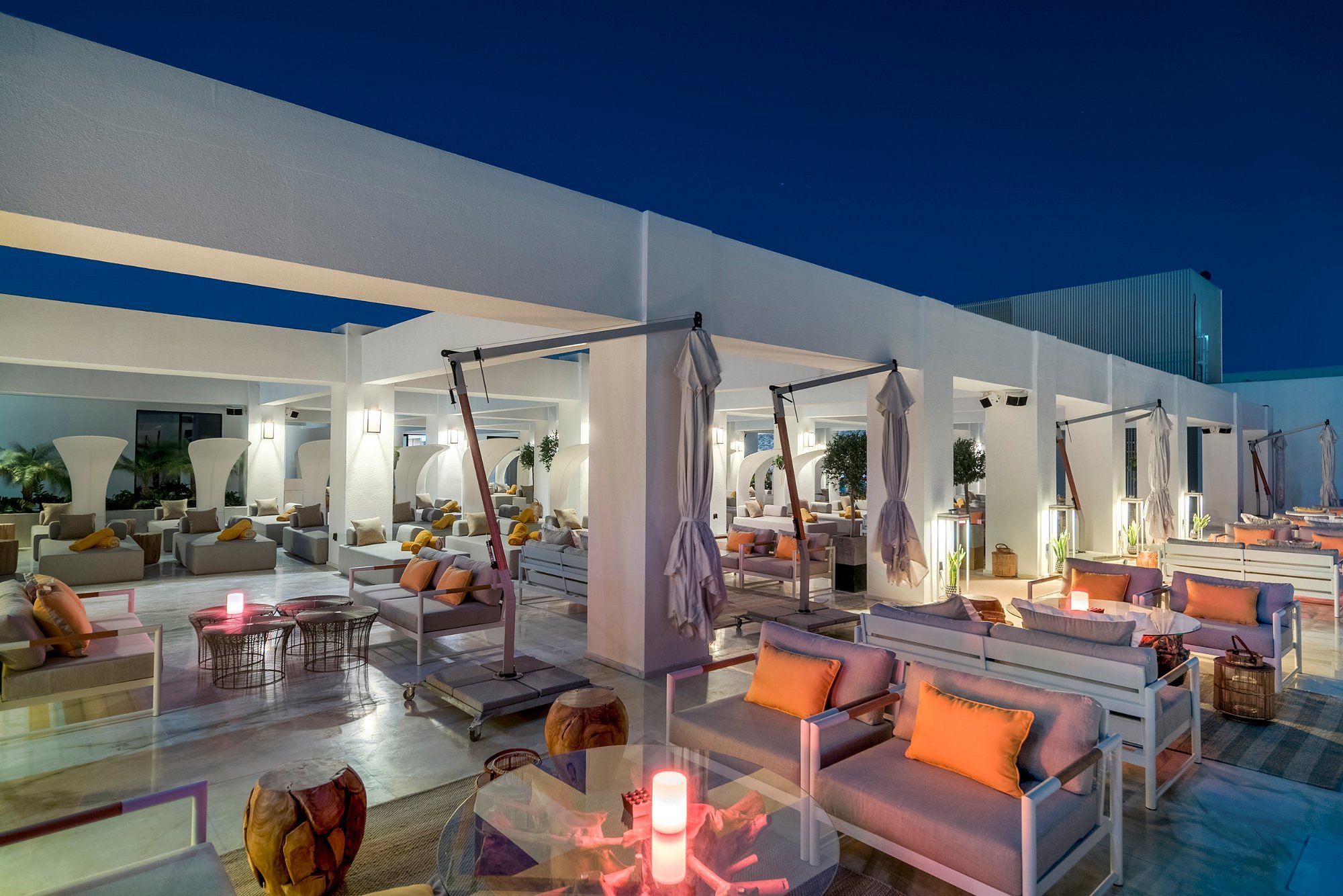 The Penthouse - Photo 3